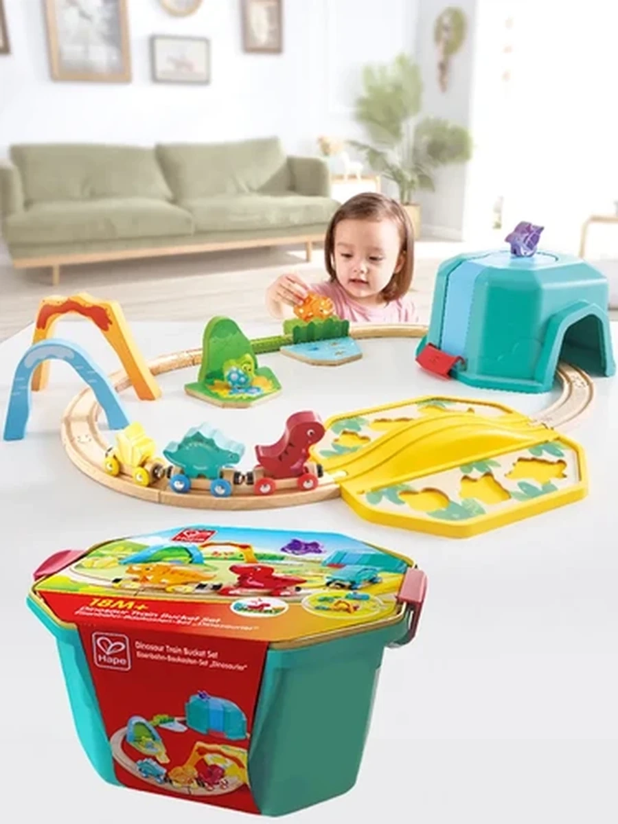 HAPE Игровой набор "Железная дорога" Динозаврики