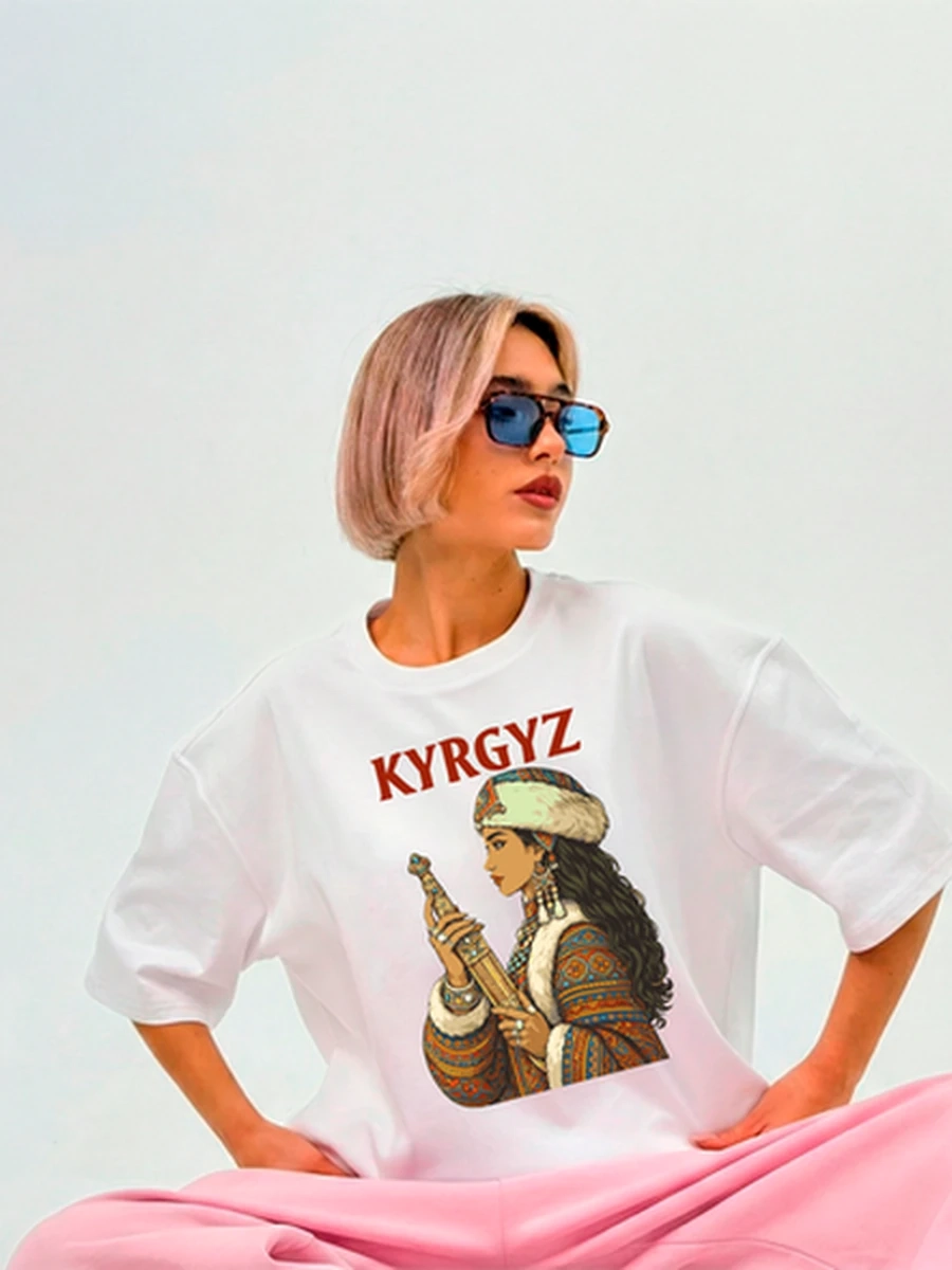 Футболка женская унисекс оверсайз белая M-L с этно-принтом «Kyrgyz Heritage»