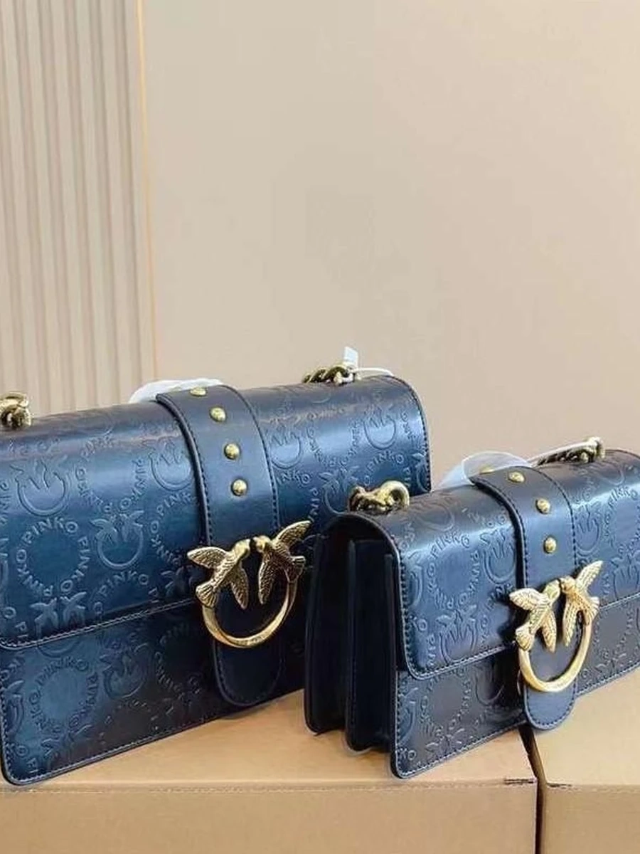 Стеганая мини-сумка через плечо Pinko Love Icon 27см\21см