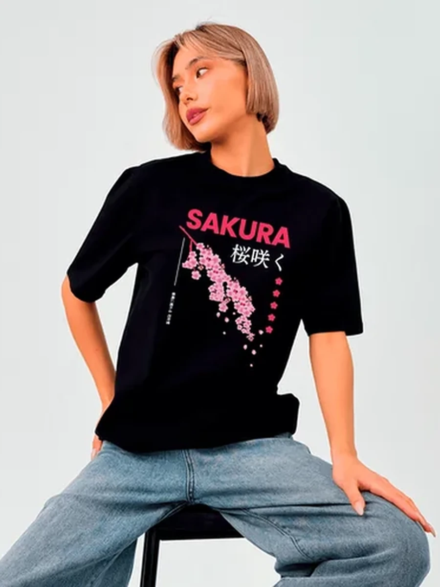 Футболка женская базовая Унисекс Черная 2XL с принтом «Sakura»