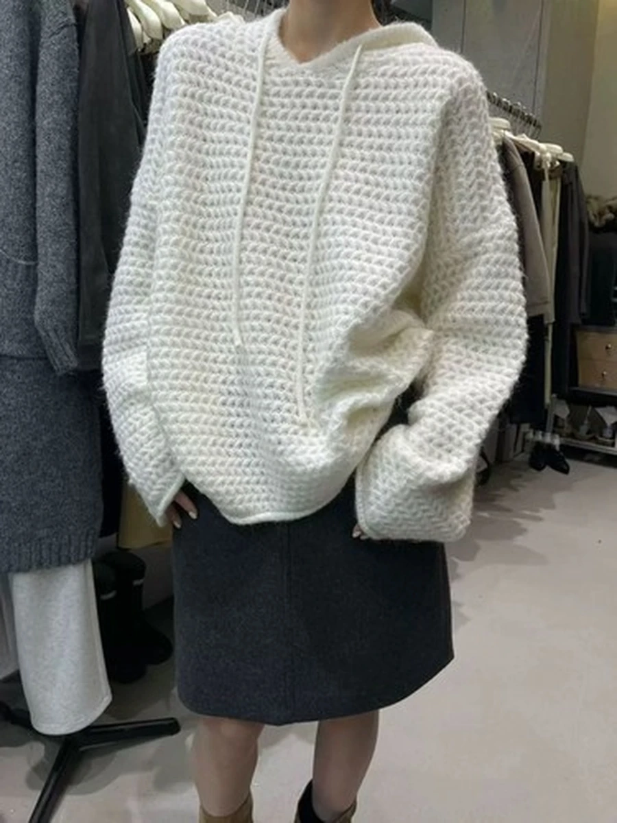Женский свитер с капюшоном Soft Warm
